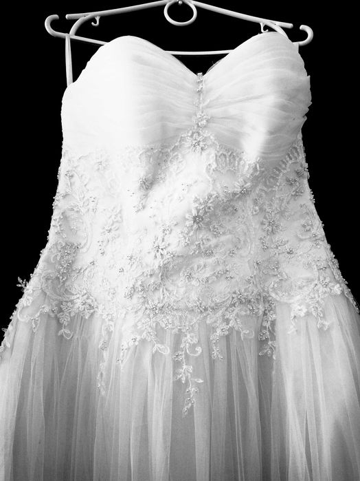 Rochie de mireasa cu crinolină și corset