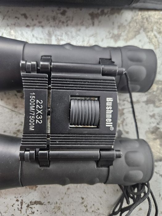 Продам бинокль Bushnell