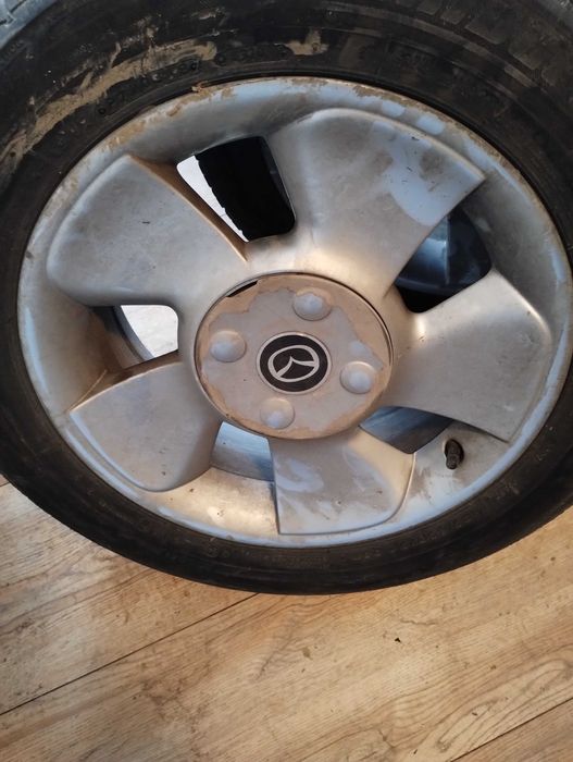 4ри броя джанти.