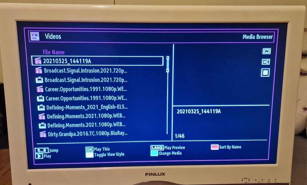 Продавам LCD 26 инчов телевизор Finlux