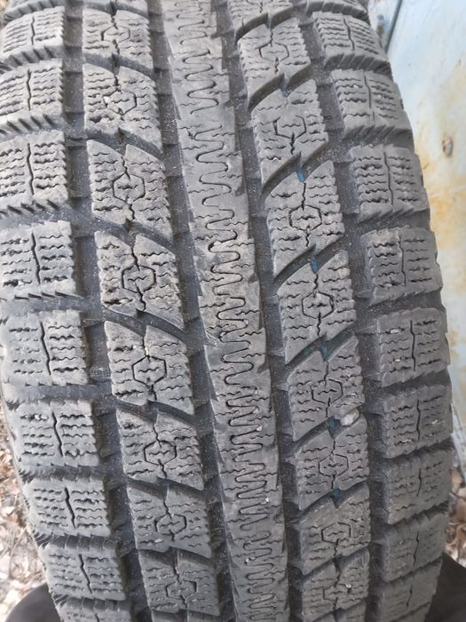 Продам зимние шины