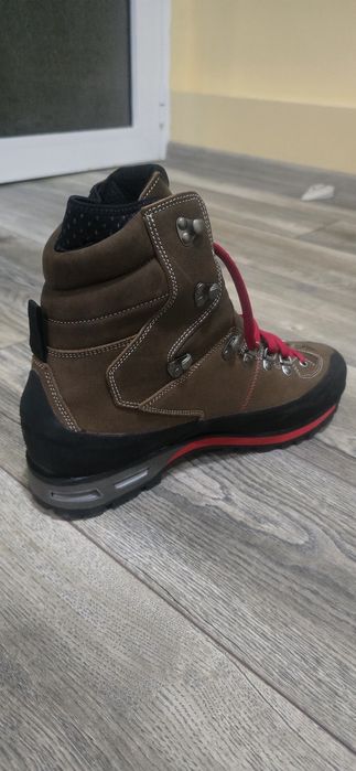 La Sportiva Aequilibrium speed GTX 45.5 номер.