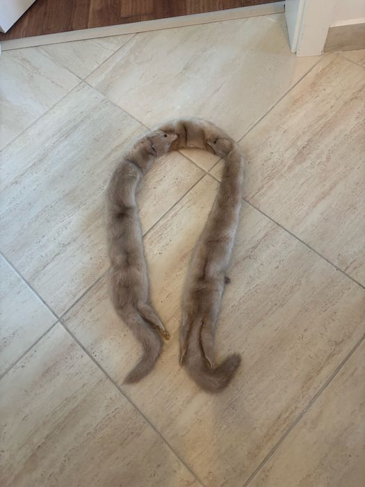 Caciula/bereta nurca si guler