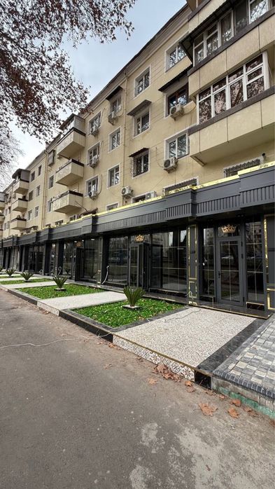 Метро Хамза Новза 100м2 Магазин продается