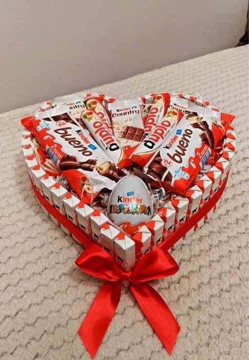 Киндер бокс на 8 марта