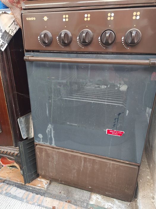 Aragaz 4 okiuri cuptor