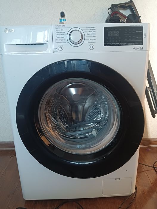 Продам стиральную машину
