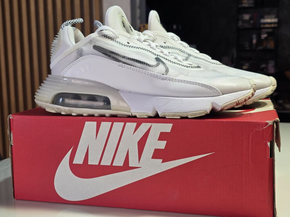 Nike 2090 - 39 номер  неразличими от нови