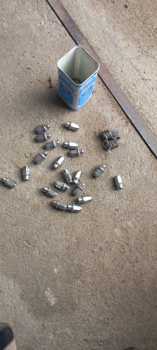 Джанти с гуми и гайки 15"