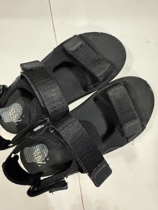 Летние сандали от Zara
