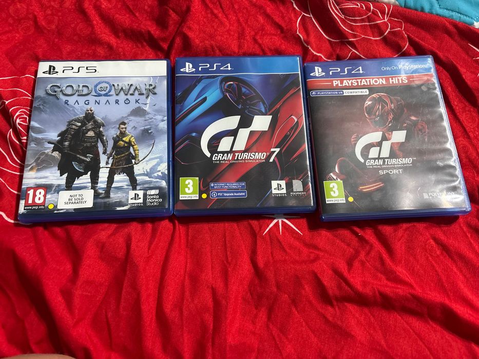 3 jocuri de playstation god of war ps 5, hârb turismo 7 și sport de pe 4 ambele