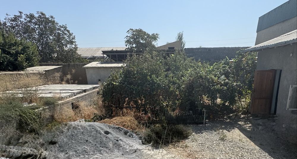 Dustlik MFYda uy sotiladi