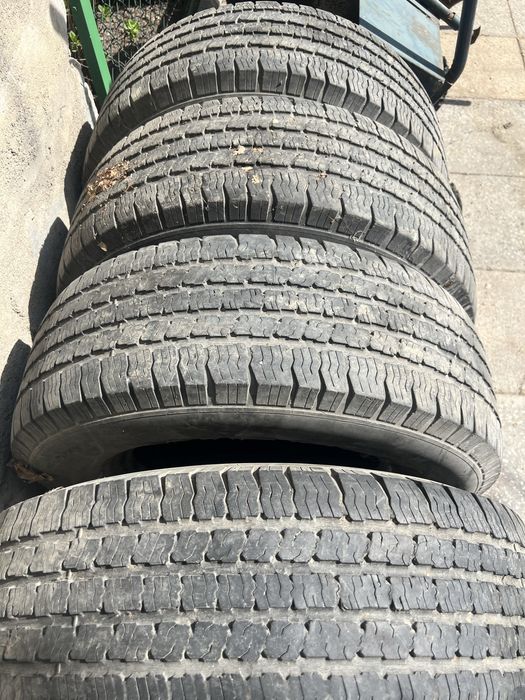 Шины Michelin 255/70r16 б/у