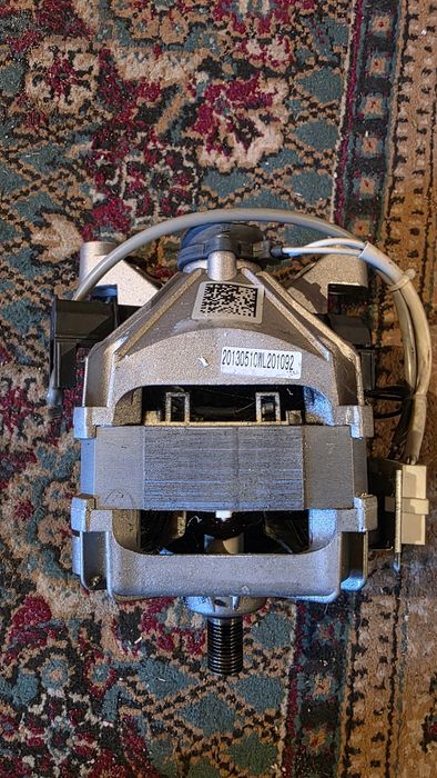 Продам  эл.двигатель от стиральные машин