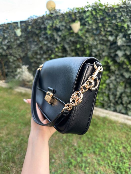 Geanta de umar Michael Kors Originala Neagra