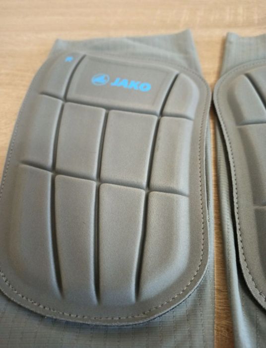 Tibiere JAKO XL. NOU, nefolosit