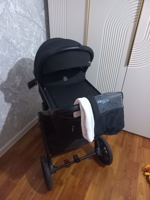 Продам коляску 2 в одном