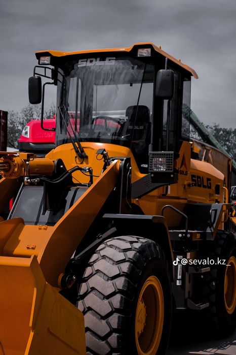 Погрузчик услуга 24/7 аренда