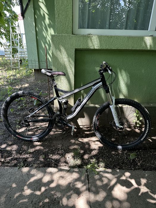 Specialized Pitch FSR Full Suspension | RockShox Pike | 27 viteze