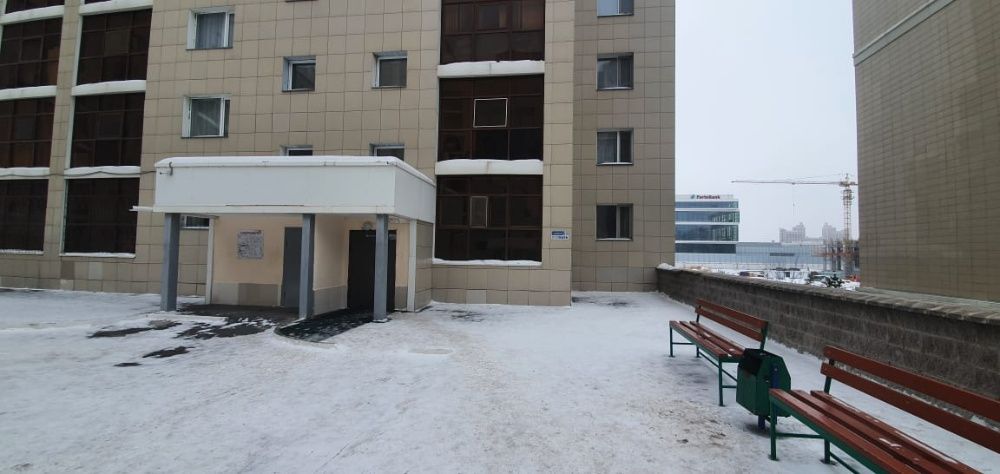 Продам трехкомнатую квартиру в ЖК Визит
