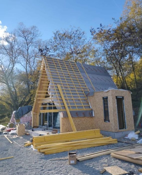 Construim case modulare, garaje auto și containere de tip birou din st