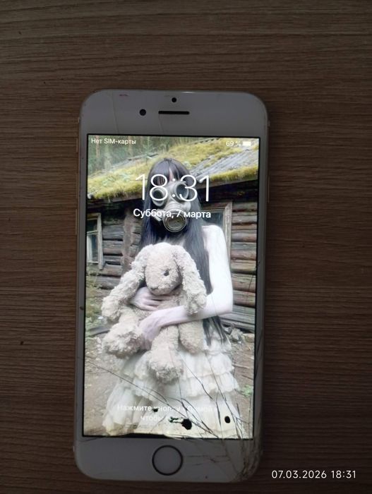продам айфон 6  в хорошем состоянии