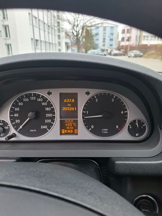 Mercedes B180 CDI automată