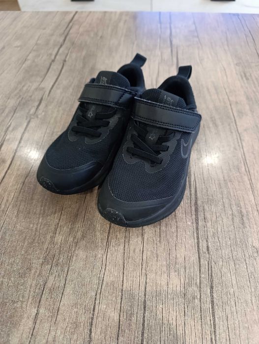 Оригинални детски  маратонки на nike