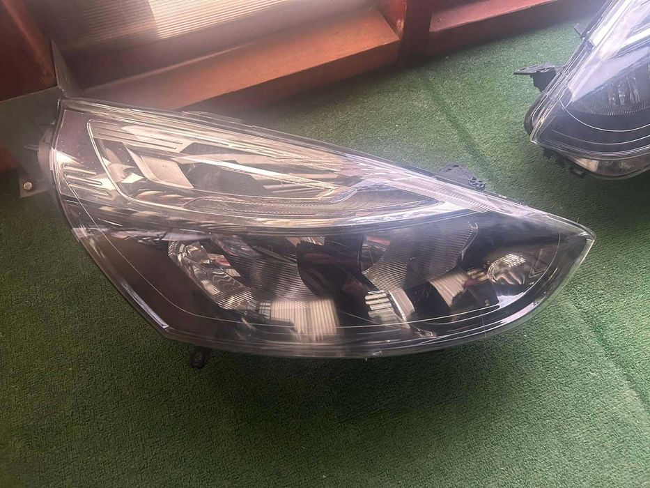 фар ляв и десен Renault Clio IV 2016-2019 г. #668SA #669SA.