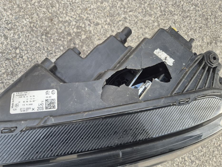 Ляв фар Skoda Karoq Led Шкода Карок фарове