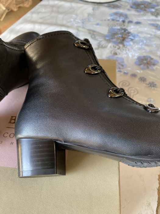 Продам кожаные полусапожки