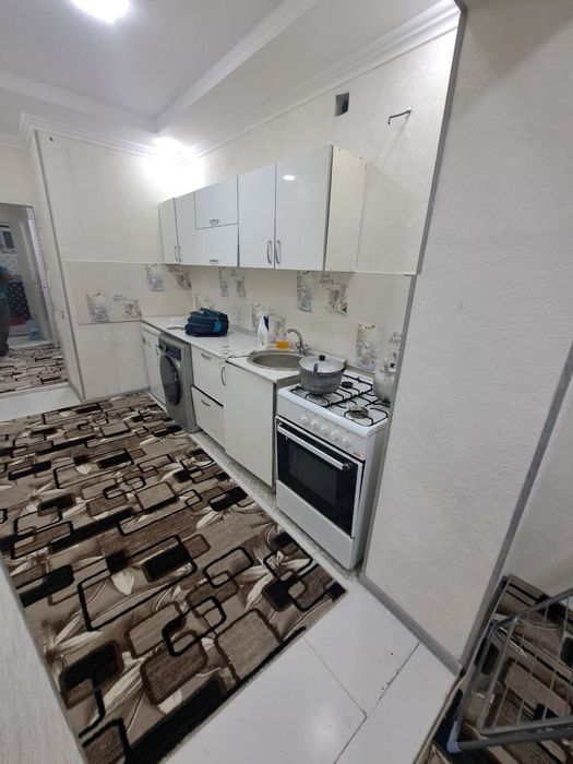 Продоется Квартира 3х комнатная, кирпичная. 77серия без маклера