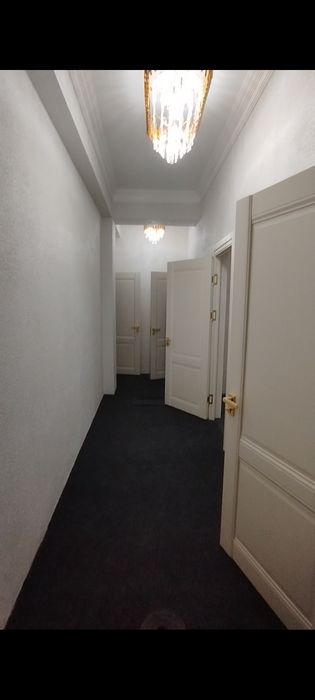 Arendaga uy 1- etaj yengi remont yunsabot bitônkadan 1 km kirganda