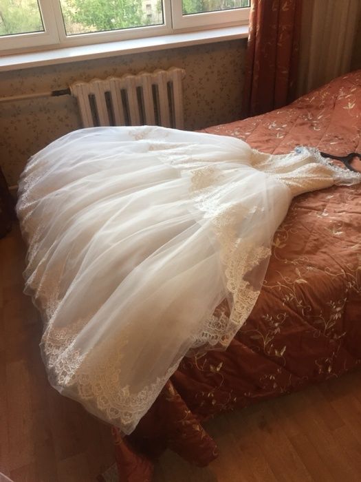 Свадебное платье