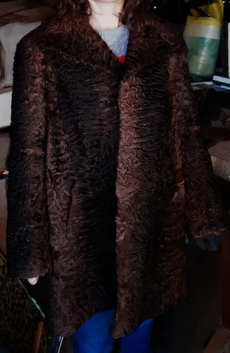 Vând haină blană naturală damă