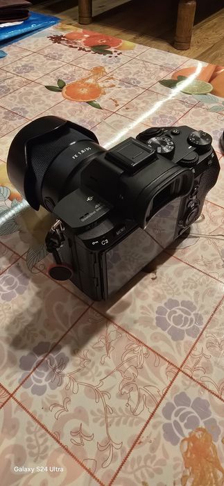 Sony Alpha 7 III plus prime lens 35 mm 1.8