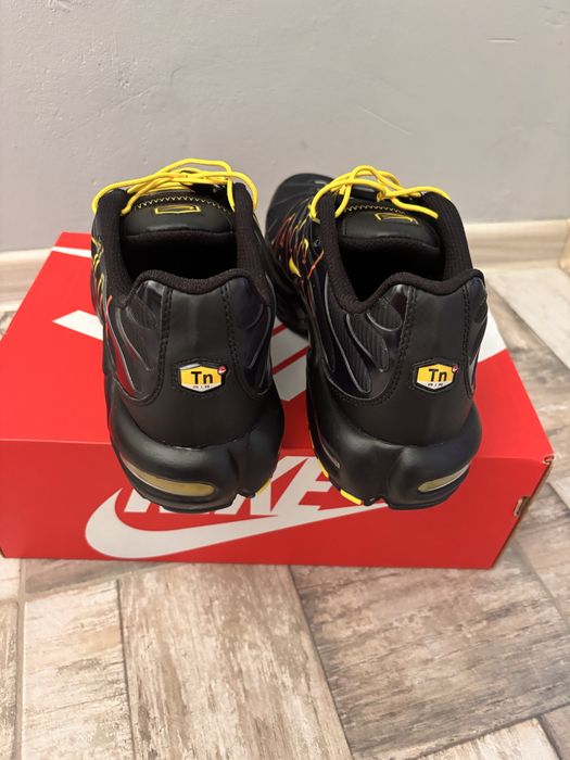Чисто Нови Мъжки Обувки NIKE AIR MAX PLUS Tn 45 номер Оригинални