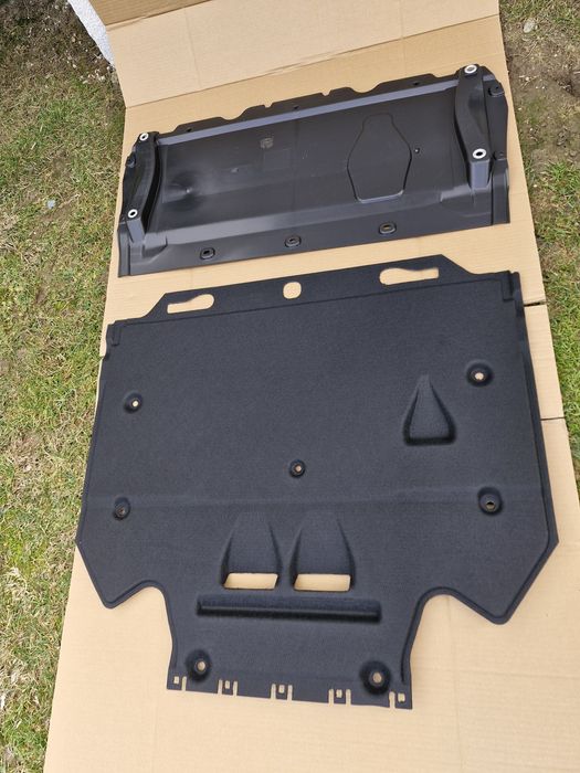 Scut motor si cutie Audi A7 NOI 2010-2018