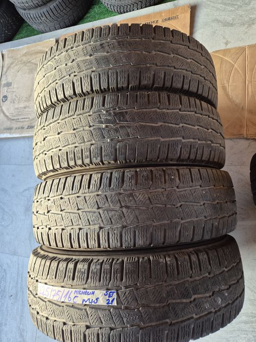 Vând cauciucuri 225/75/16 C M+S dot 2021 //Michelin//