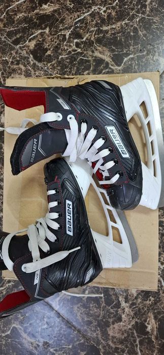 Продаются коньки