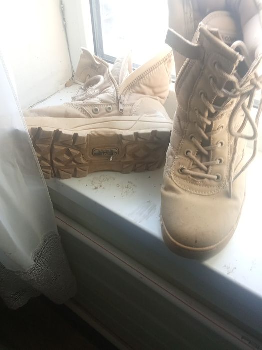 Продам качественные ботинки