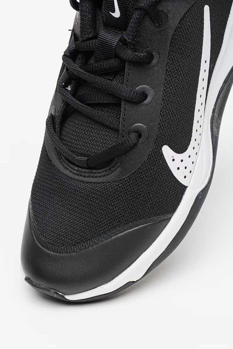 Nike маратонки НОВИ-38,5