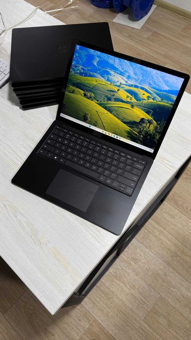 Microsoft Surface 4 BLACK 13.5 2K IPS Sensor I5-1145G7 16GB/512GB NVMe