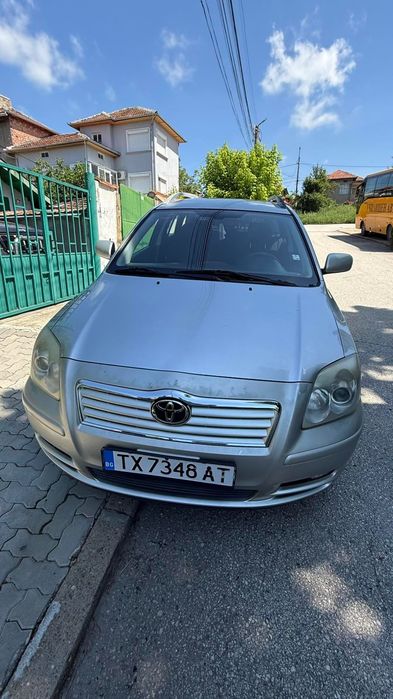 Тойота Авенсис Т25 2.0 116к.с 2003год.