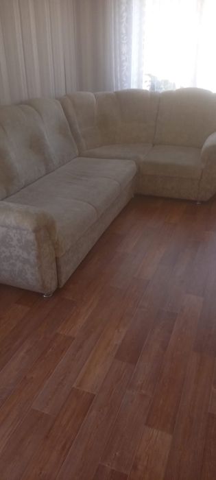 Продам диван угловой