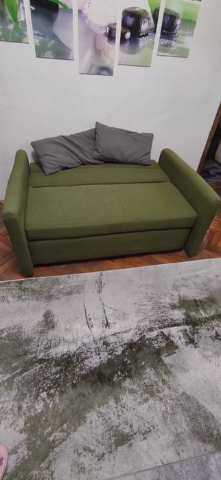 Холна маса, диван, скрин, нощни шкафчета, кутия за ключове