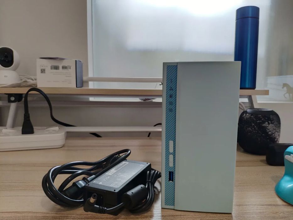 Qnap Ts-230 NAS 2GB + HDD 3TB WD Red