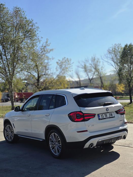 BMW X3 2021 — imagine 8