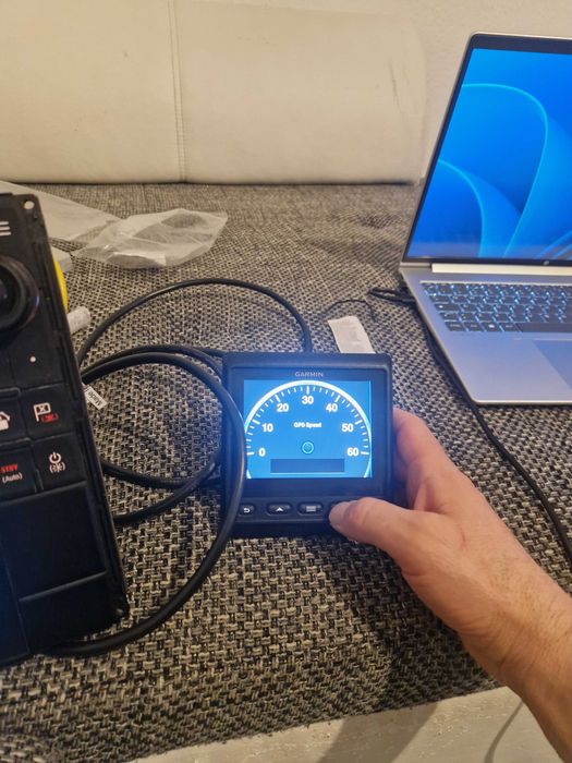 GARMIN GMI 20 display multifunctional