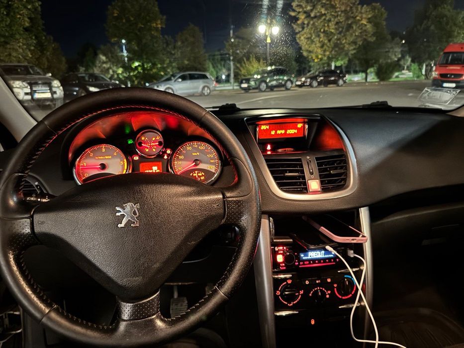 PEUGEOT 207 2008 — imagine 2